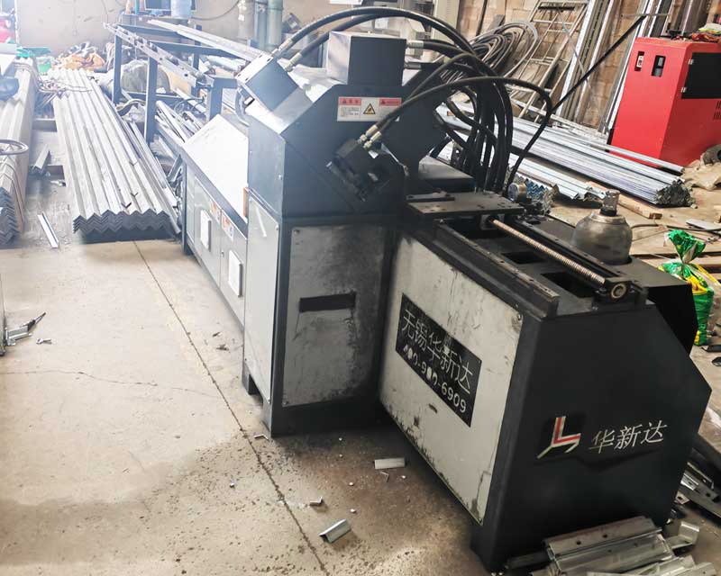 角铁法兰全自动冲孔机